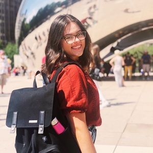 Meet your Posher, Xenia